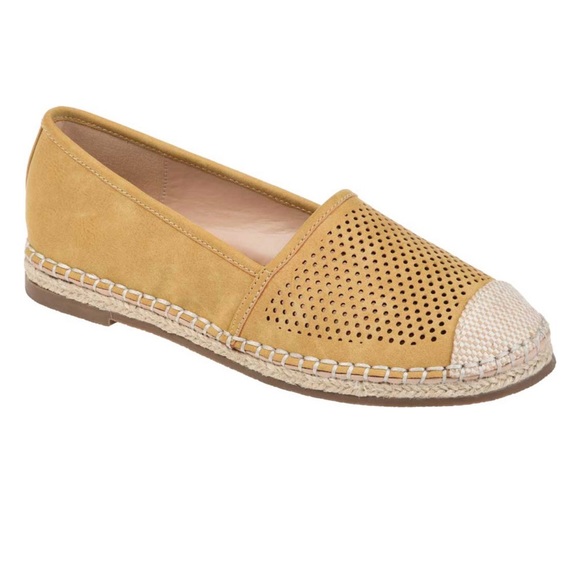 Journee Collection Rosela Perforated Faux Leather Flats - Picture 7 of 7